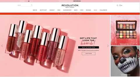 イギリスの有名化粧品ブランドRevolution Beautyのウェブサイト。